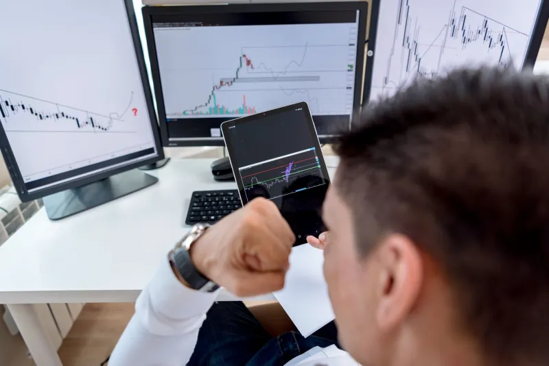 When Markets Fall, Careers Rise: How Savvy Finance Professionals Turn Recessions Into Rocket Fuel